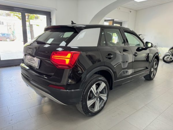 Audi Q2 | 30 1.6 tdi Admired s-tronic KM CERT - immagine 4