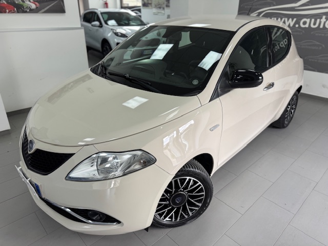 Lancia Ypsilon 1.3 mjt 95CV Gold KM CERT