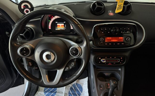 smart forFour 1.0 Passion 71cv twinamic my18 KM CERT