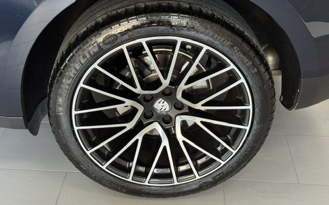Porsche Macan 2.0 245cv pdk CAM 360 BOSE SOSPENSIONI TETTO APR. KM CERT