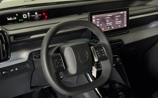 Citroen C3 Aircross 1.2 hybrid Max 145cv edcs6 NAV TECH PRONTA CONSEGNA