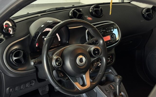 smart forFour 1.0 Passion 71cv twinamic my18 KM CERT